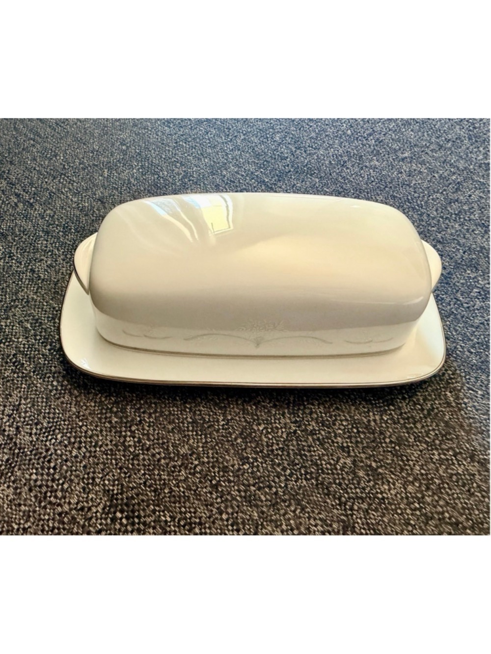 Noritake Whitebrook Butter Dish